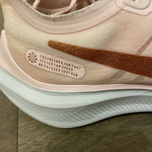 Women’s Nike Zoom Gravity size 10 - Picture 6 of 7